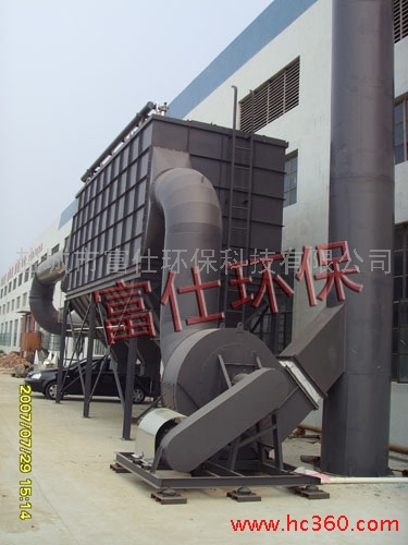 供應(yīng)氣箱脈沖袋式除塵器/鹽城氣箱脈沖除塵器廠家/鹽城袋式除塵器價(jià)格