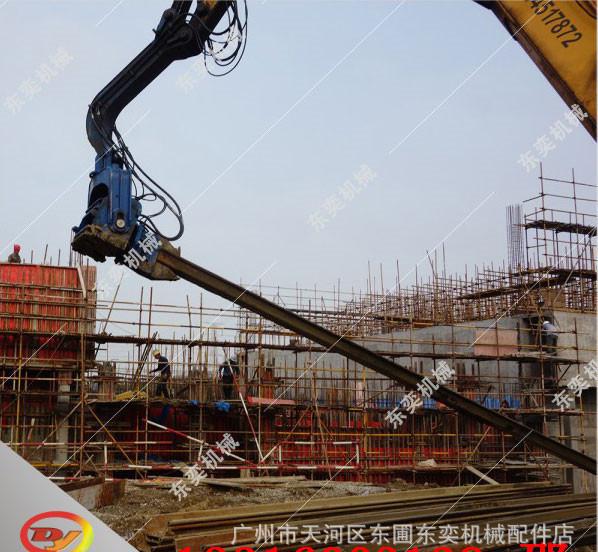 市政橋梁圍堰建筑液壓打拔樁機(jī)振動(dòng)錘—東奕機(jī)械13