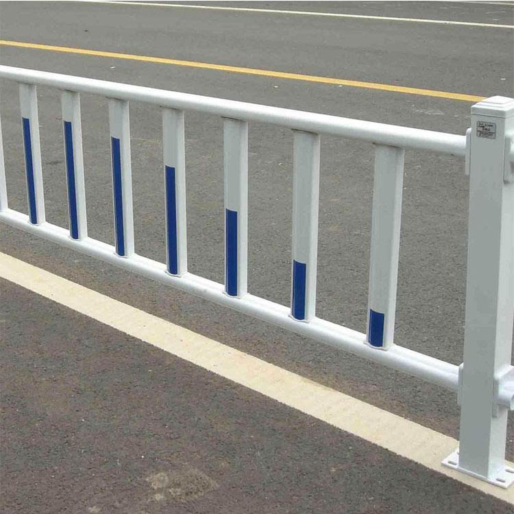 晨杰 廠家直銷 道路護(hù)欄 公路中央隔離欄桿 人行道護(hù)欄 質(zhì)優(yōu)價(jià)廉
