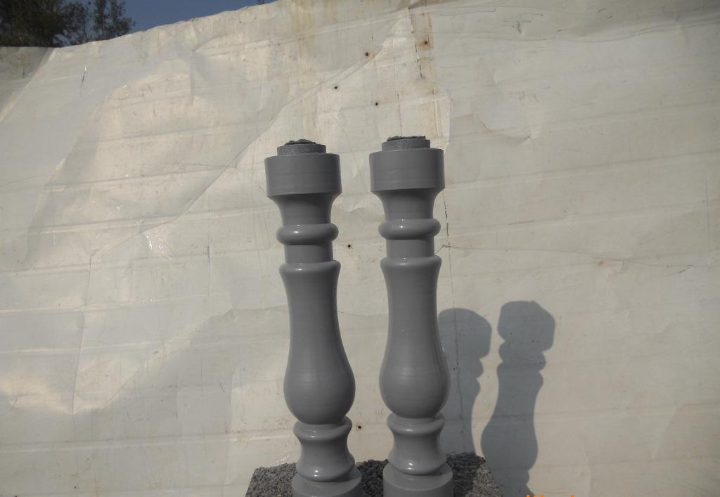 陽臺欄桿立柱，機(jī)制建筑防護(hù)欄，美觀、牢固，產(chǎn)品特色。