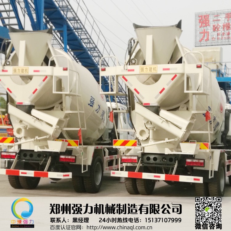 混凝土運(yùn)輸車、混凝土運(yùn)輸車型號(hào)、混凝土罐車價(jià)格、強(qiáng)力機(jī)械